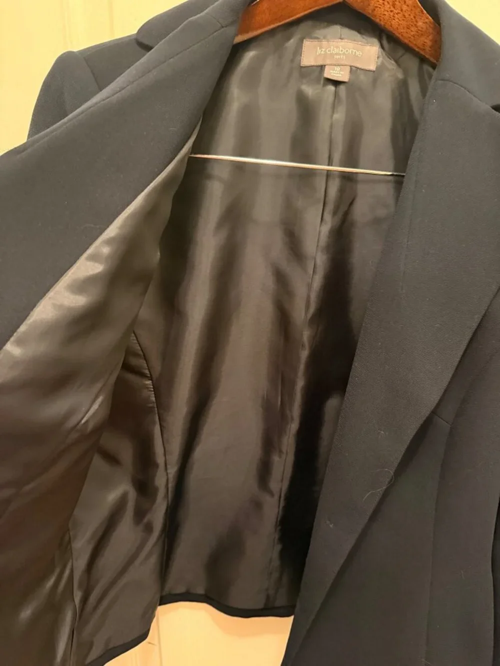 Liz Claiborne Suits (Jacket and skirt set), Polyester blazer tailored single-bre